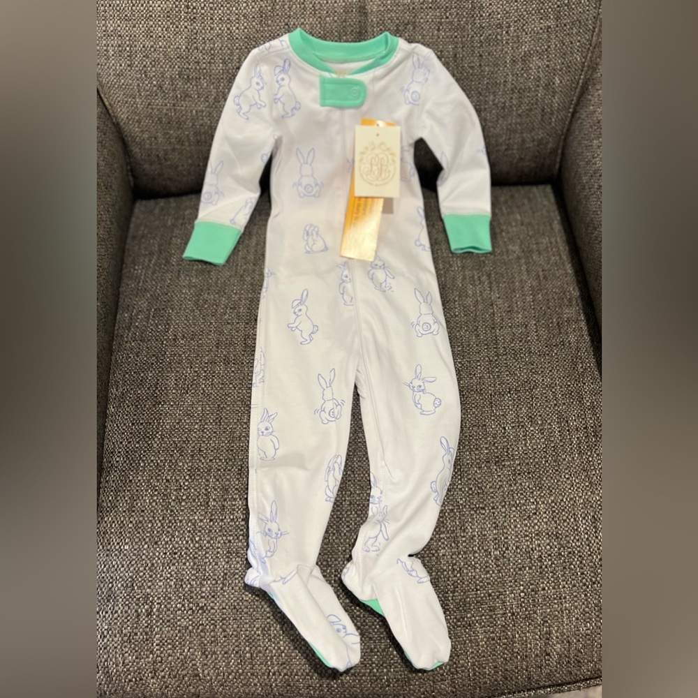 The Beaufort Bonnet Company Boardwalk Bunny Night Nights